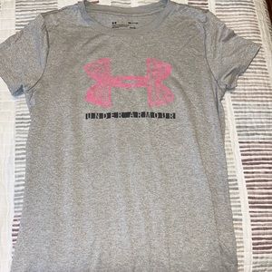 Under Armor grey T shirt